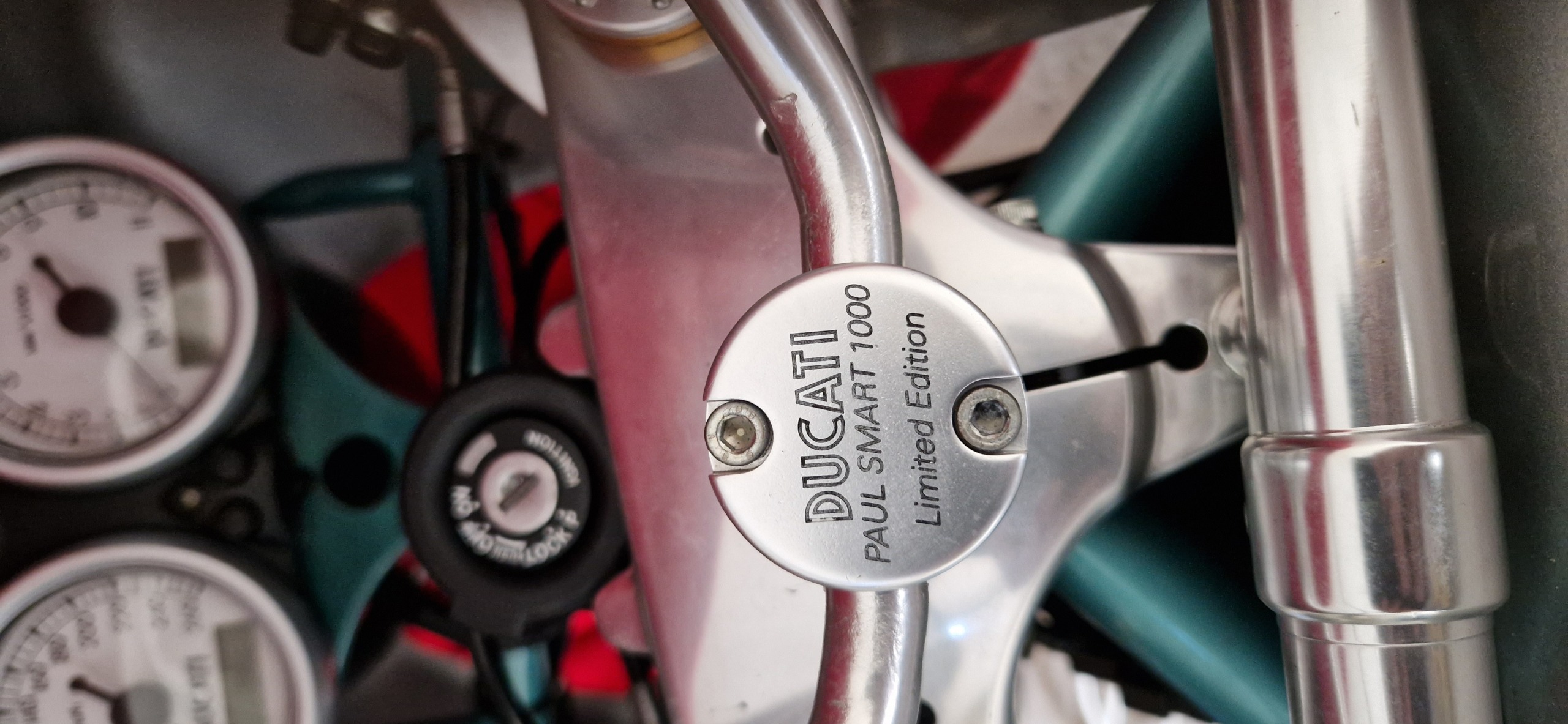 ducati paul smart  1000LE